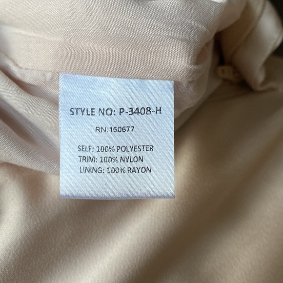 Strut & Bolt size M cuffed pants, lined w pockets - Picture 5 of 5